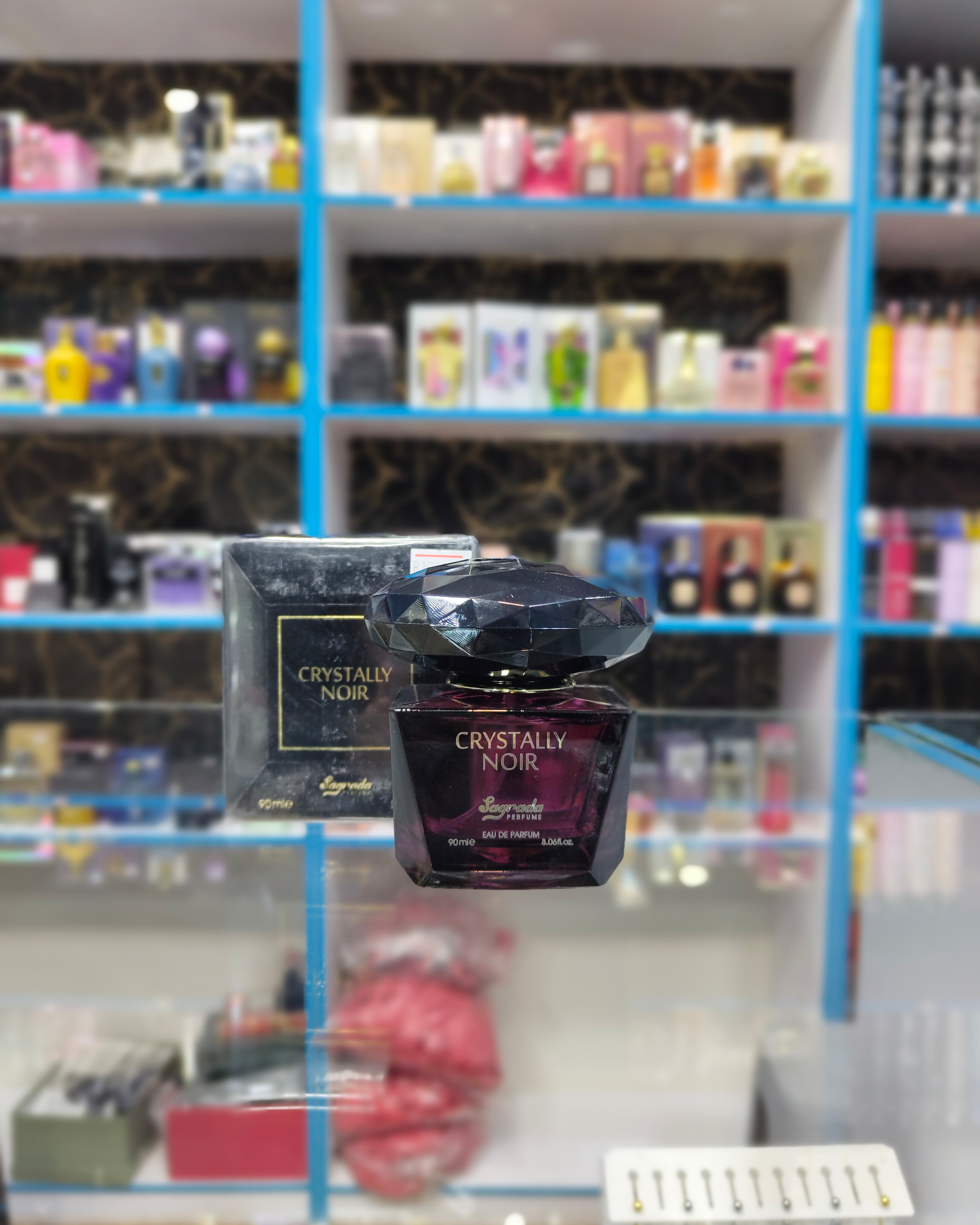 ادکلن Crystally noir